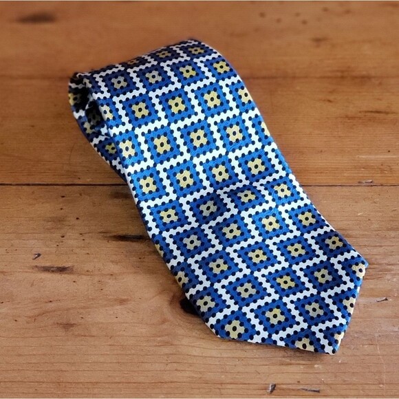 Men's Tongue Tied 100% Silk Tie - Picture 1 of 6
